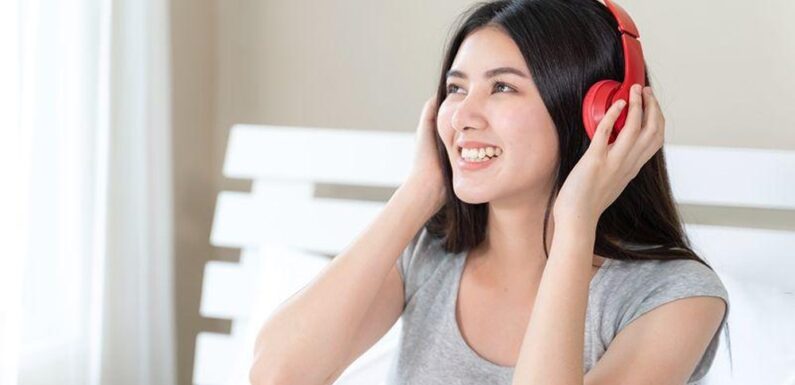 Why Noise-Cancelling Headphones Can Feel Underwhelming at First